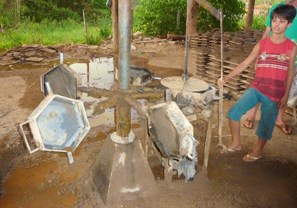 die gehören nicht zu den ärmsten der Stadt. Die ganze Verwandtschaft